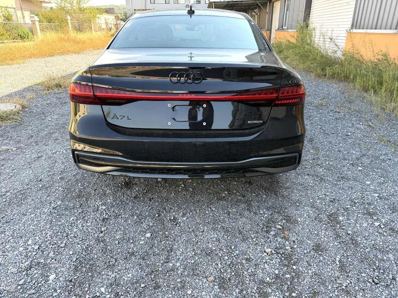 Audi 2026 A7L 2.0TFSI 45TFSI Quattro Black Samurai Edition Automatic Gear 6