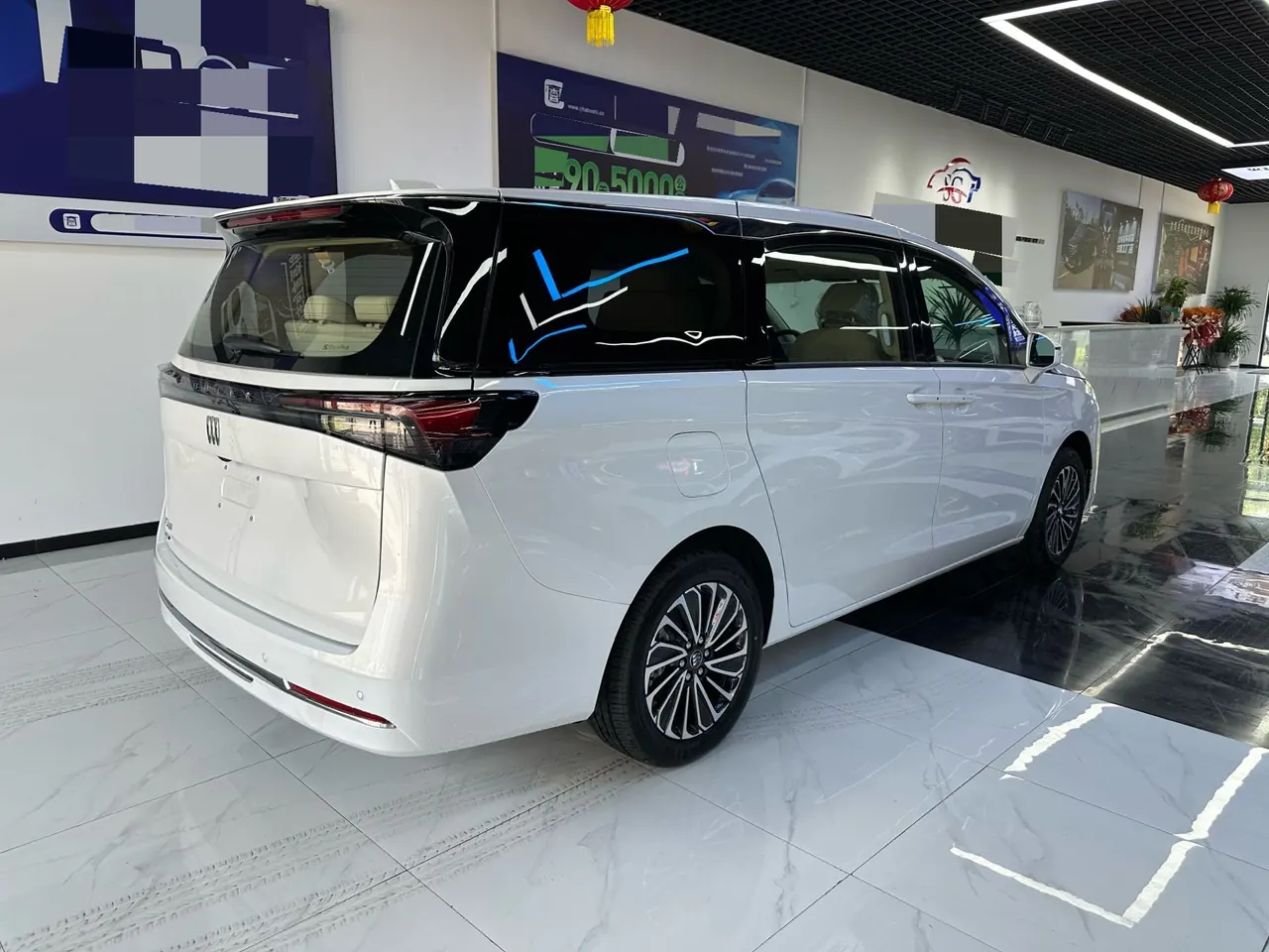 Buick 2026 GL8 Lu Shang 1.5T Comfortable DG Edition Automatic Gear 7