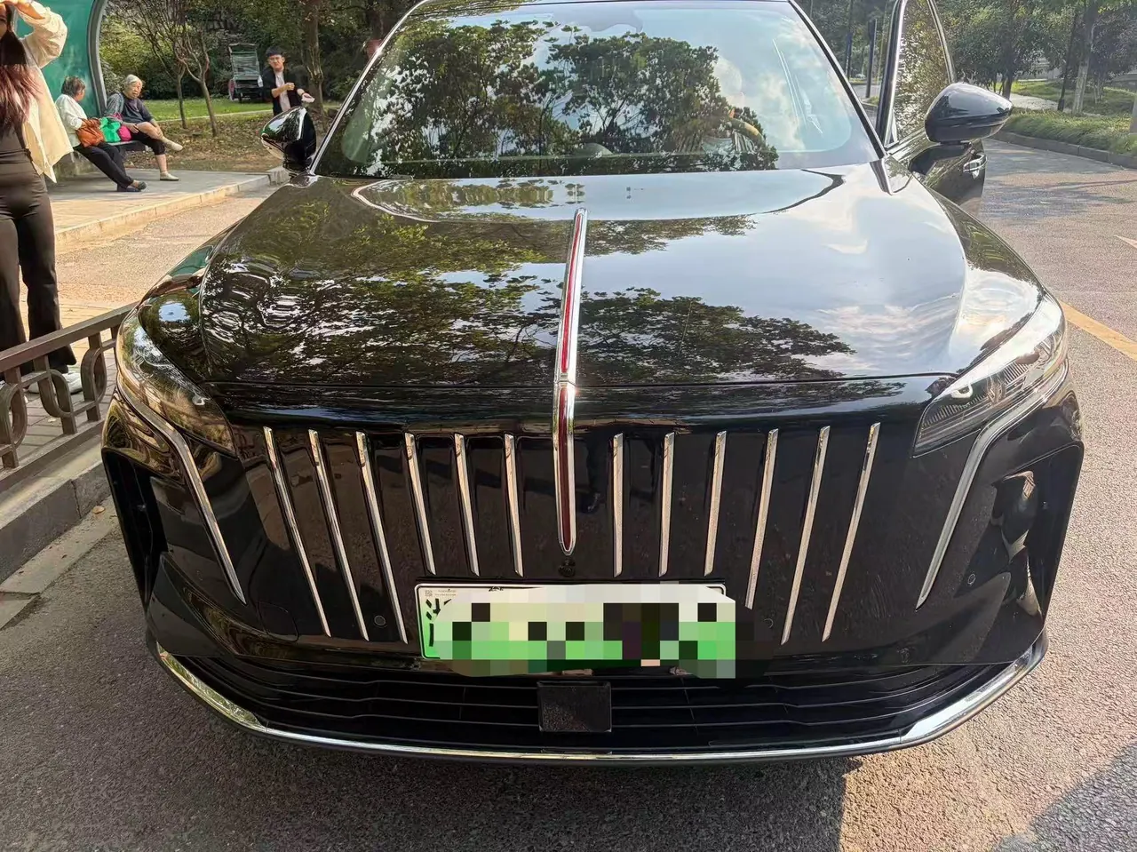 HongQi 2026 HS6 PHEV 1.5T 240 Smart Hybrid Automatic Gear 2