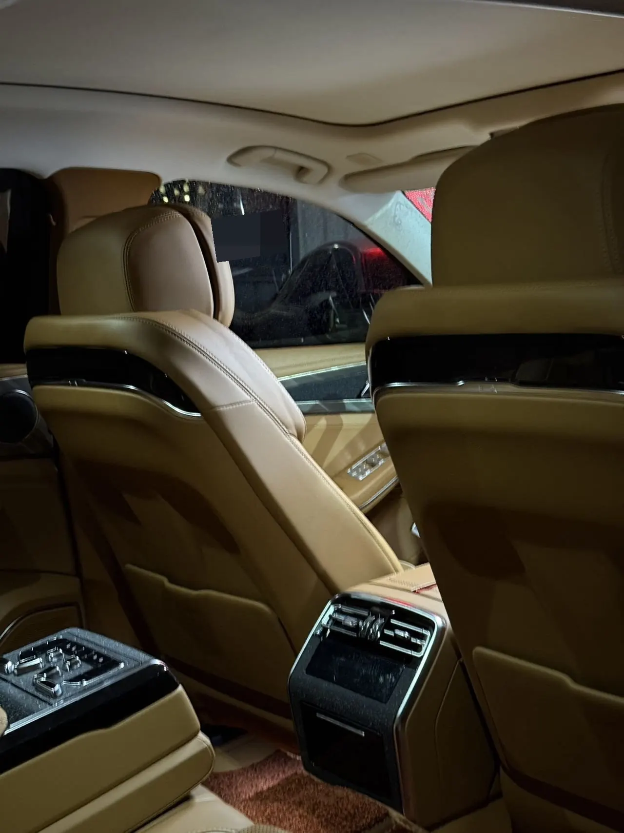 HongQi 2020 H9 48V 2.0T Zhilian Qi Chang Edition Automatic Gear 8