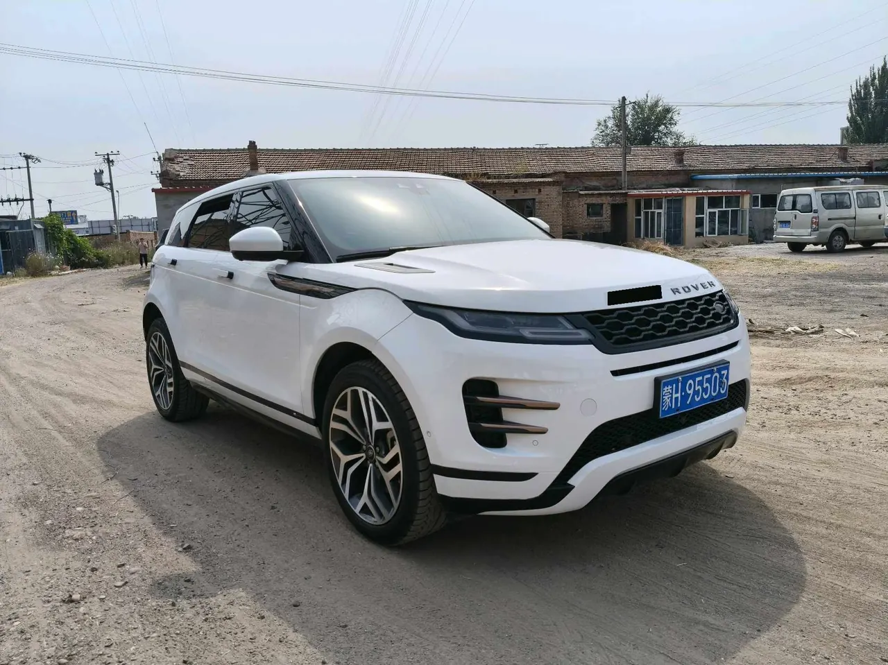 Открыть галерею: Land Rover 2020 Range Rover Aurora 48V 2.0T 249PS R-DYNAMIC SE Sports Technology Edition Automatic Gear