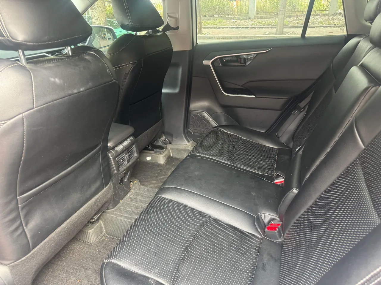 Toyota 2022 RAV4 Rongbo 2.0 Stepless Two-Drive City Edition Automatic Gear 5
