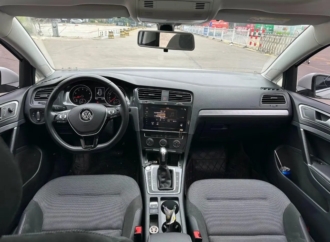 Volkswagen 2020 Golf 7 1.4TSI 280TSI Beloved Edition Comfortable Automatic 7