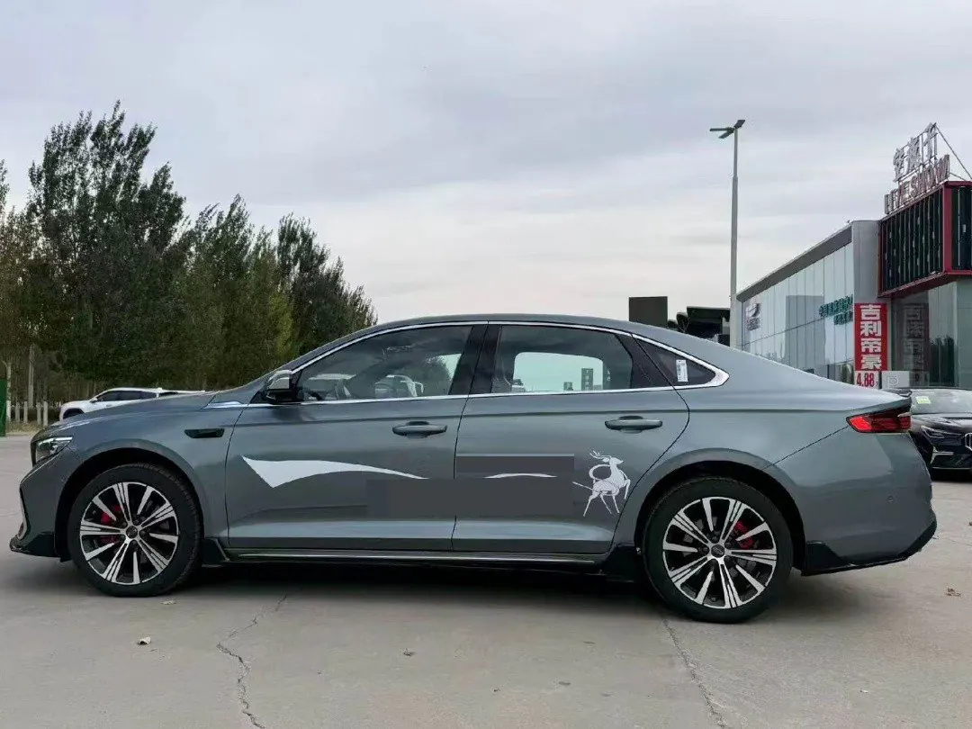 Geely 2026 xingrui 2.0TD oriental obsidian full moon version automatic gear 3