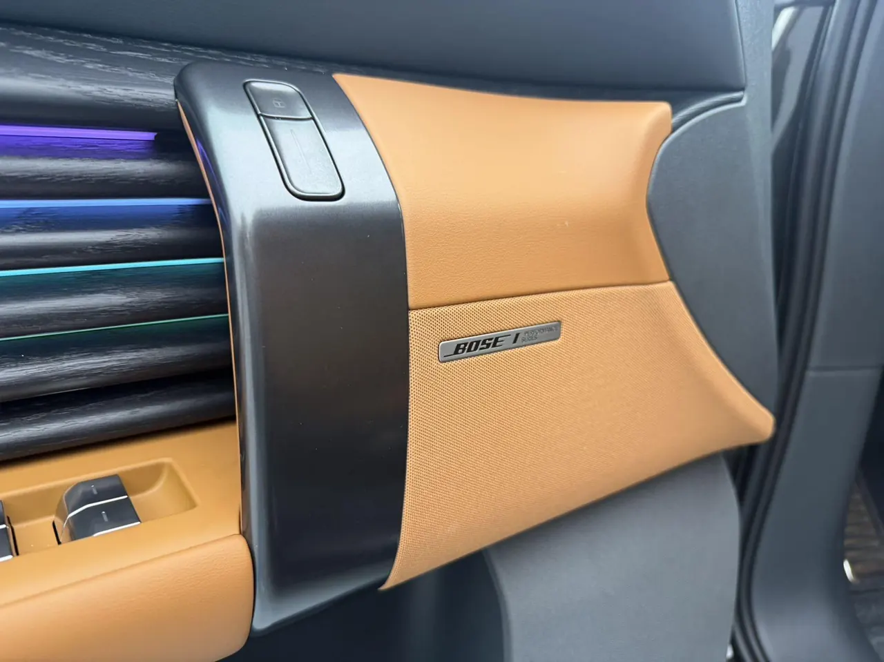 Audi 2026 E7X Pioneer Quattro Automatic 4