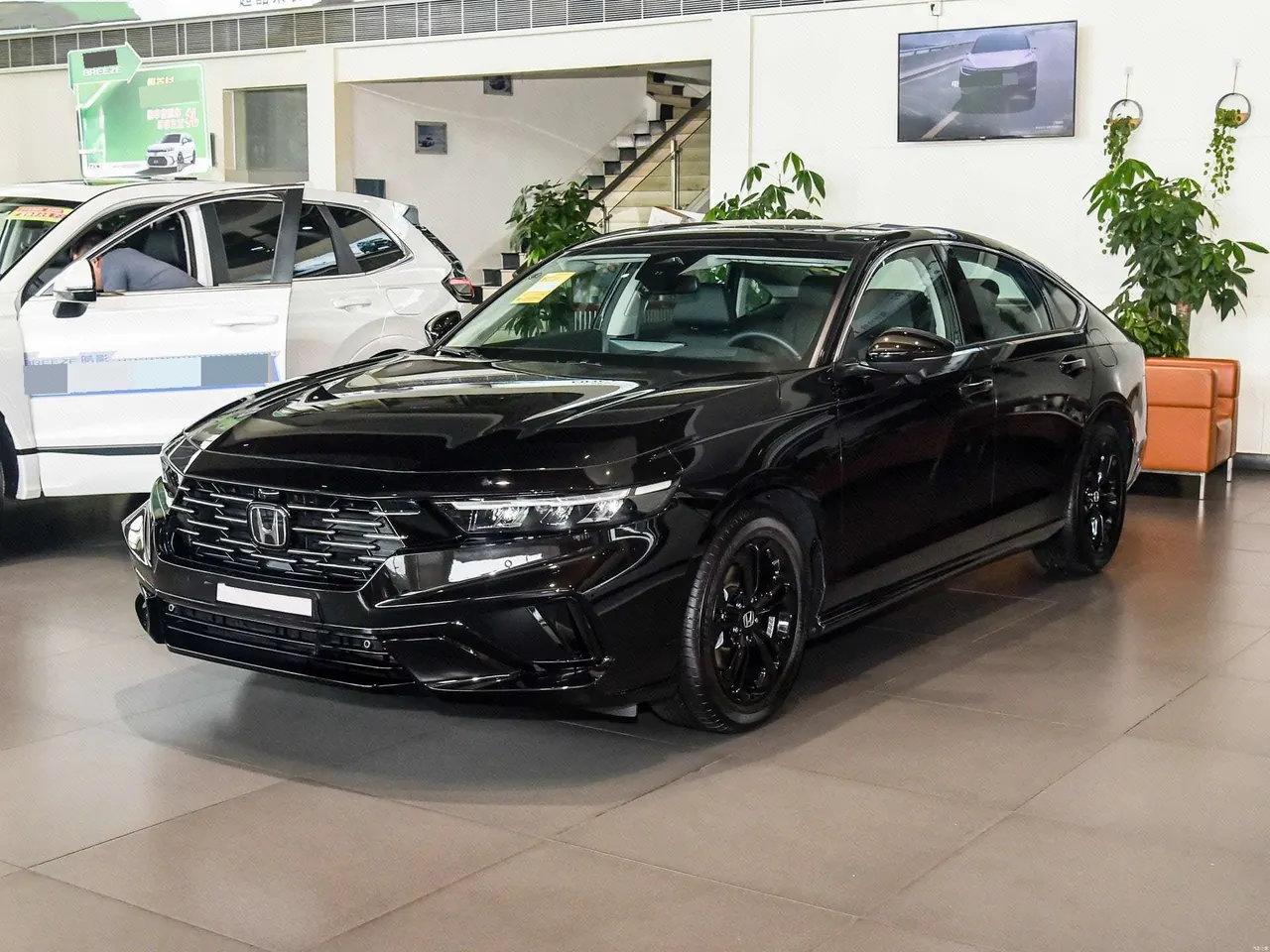 Открыть галерею: Honda 2026 11th Generation Accord 1.5T Stepless 260TURBO Sports Series Comfort Edition Automatic Gear