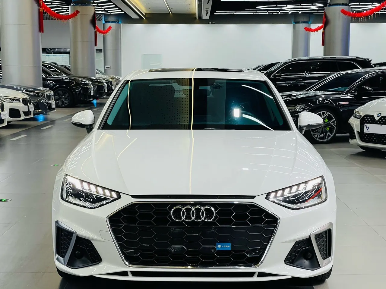 Audi 2020 A4L 2.0TFSI 40TFSI Fashion Dynamic Automatic 2