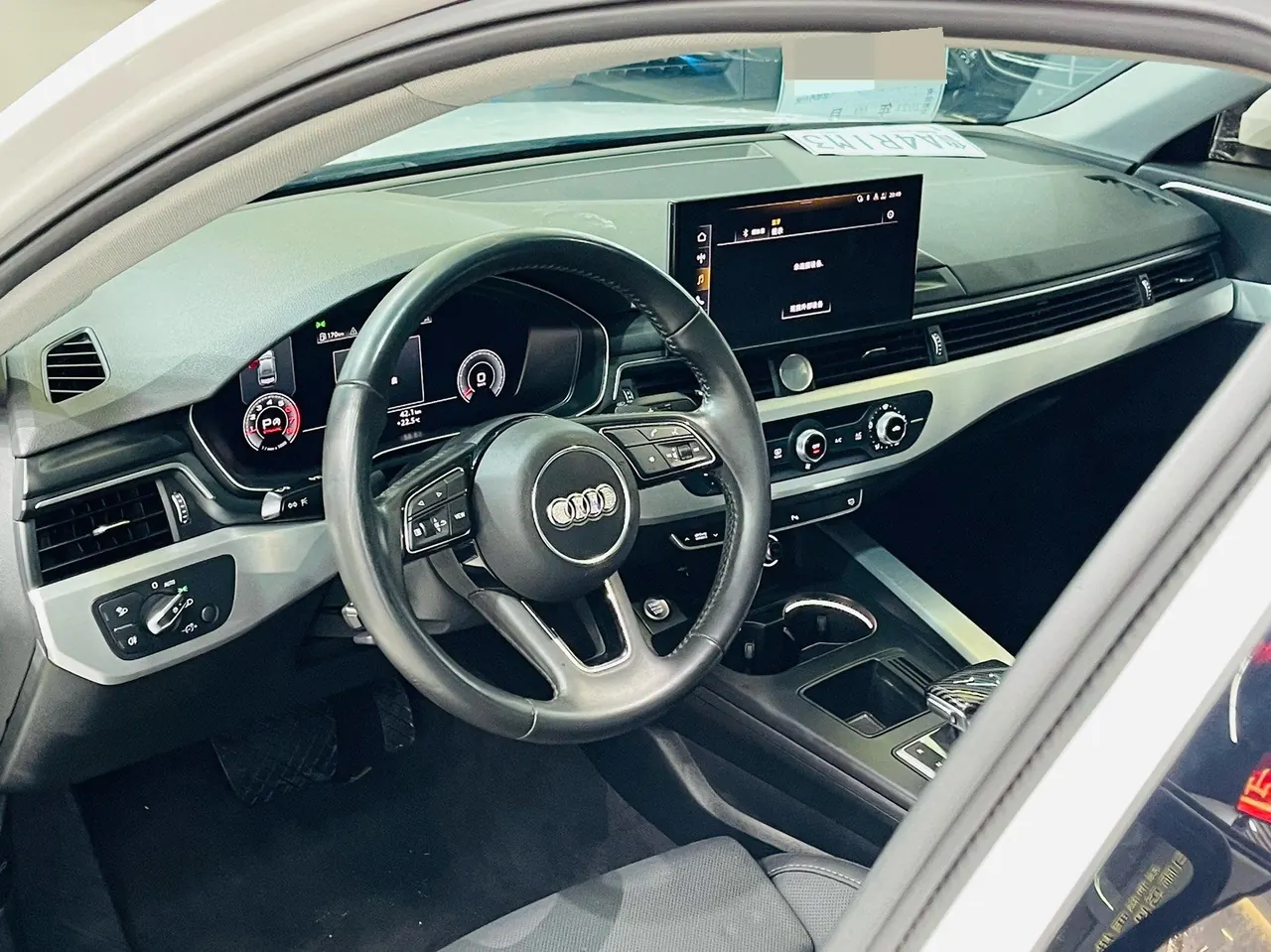 Audi 2020 A4L 2.0TFSI 40TFSI Fashion Dynamic Automatic 7