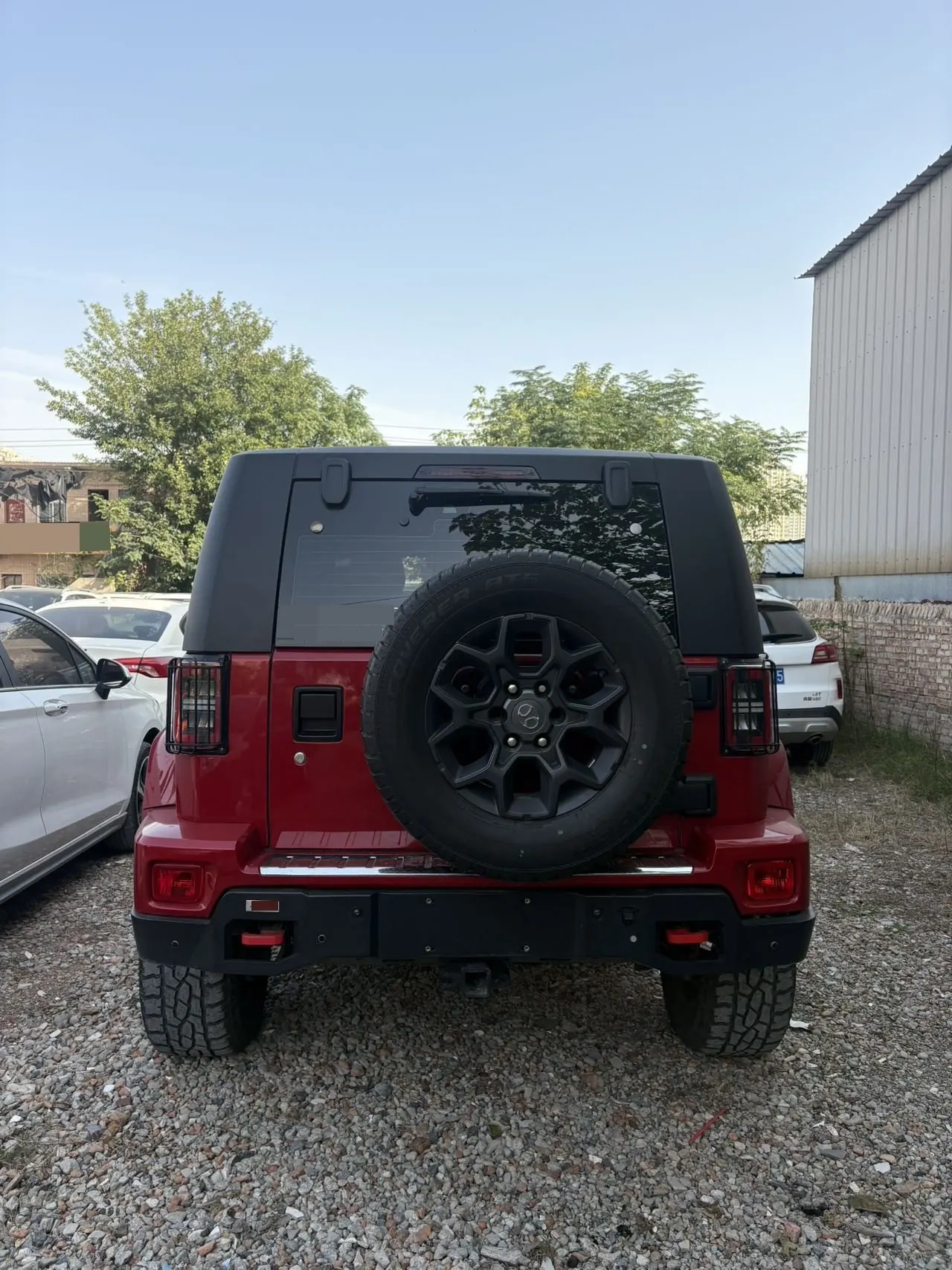 Beijing 2020 BJ40 2.0T 4-wheel drive city hunter version chivalrous automatic gear 5