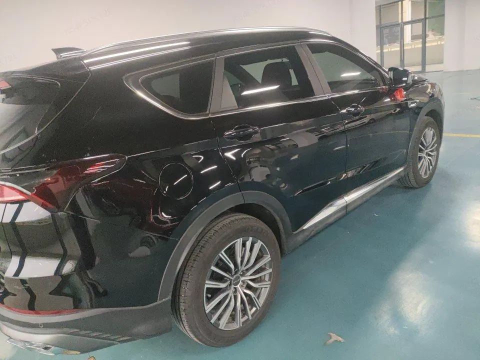 Jetour 2025 X70 PLUS 1.5T Champion MAX 5-seat Automatic Gear 3