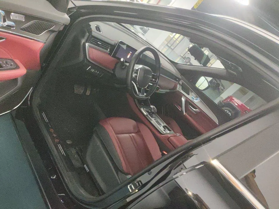 Jetour 2025 X70 PLUS 1.5T Champion MAX 5-seat Automatic Gear 6