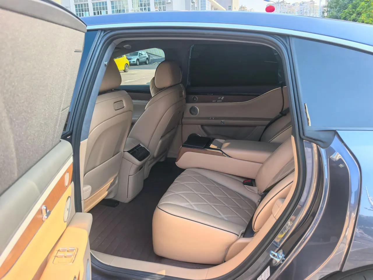 Luxeed 2025 model S9 Max automatic transmission 5