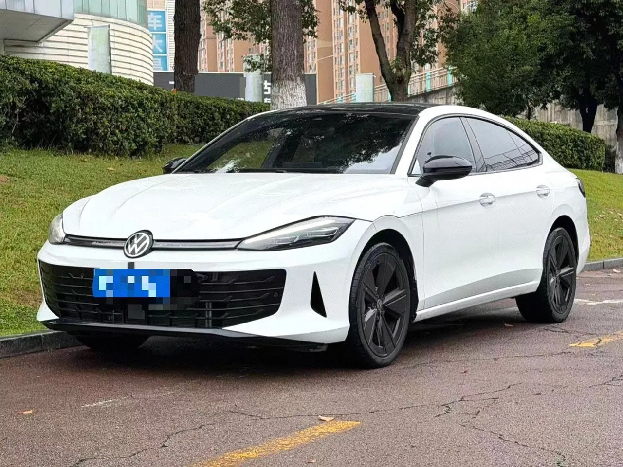 Open image lightbox: Volkswagen 2026 Ling Du L GTS 2.0TSI 380TSI Atom Edition Automatic Gear
