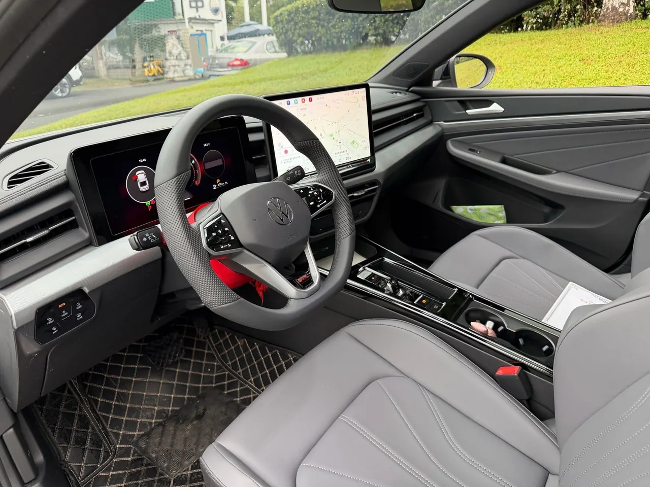 Volkswagen 2026 Ling Du L GTS 2.0TSI 380TSI Atom Edition Automatic Gear 3