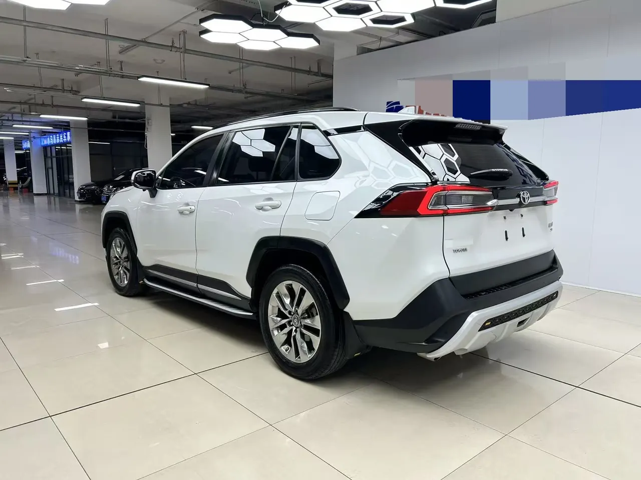 Toyota 2020 Wilanda 2.0 Stepless Four-wheel Drive Deluxe Edition Automatic Transmission 2