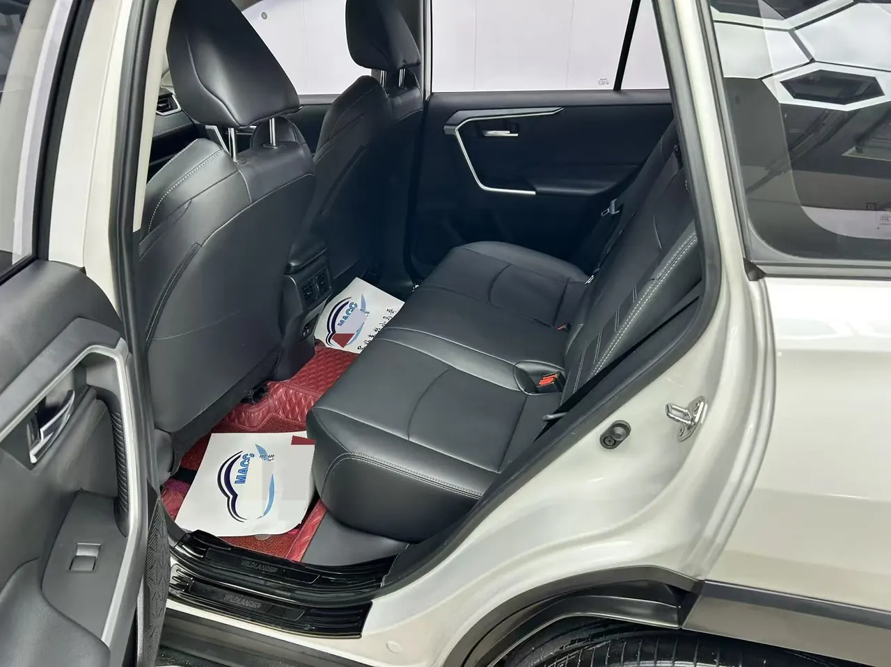 Toyota 2020 Wilanda 2.0 Stepless Four-wheel Drive Deluxe Edition Automatic Transmission 6