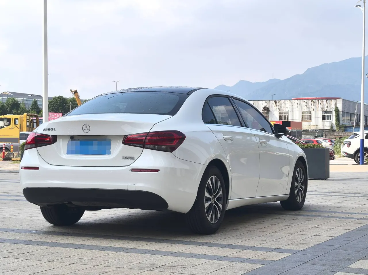 Mercedes Benz Class A 2020 A 180 L 1.3T Sports Automatic 9