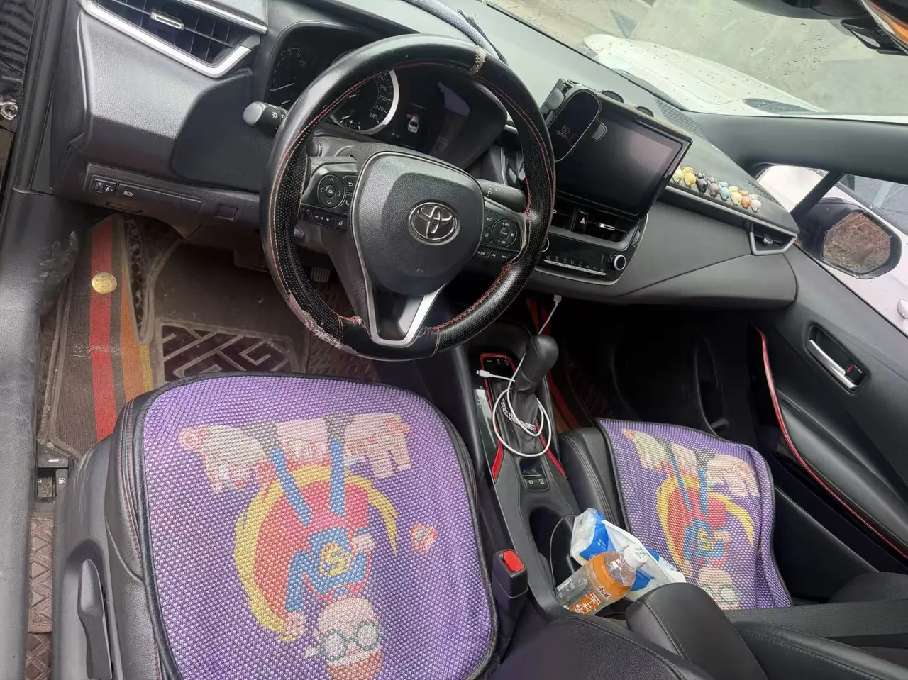 Toyota 2021 Lei Ling 1.2T Stepless 185T Sports Edition Automatic Gear 4