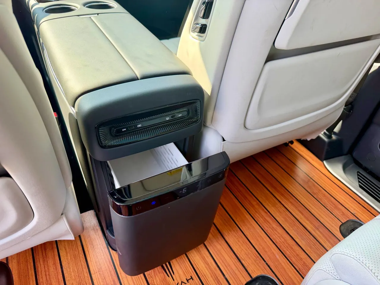 Voyah 2025 dreamers PHEV 1.5T four-wheel drive flagship Kun Peng version automatic gear 6