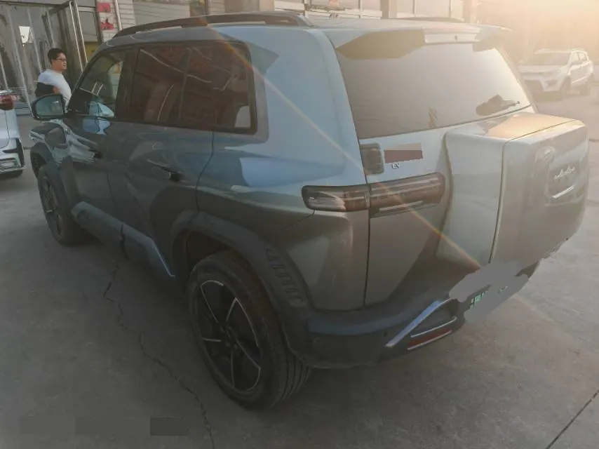 FangChengBao 2025 titanium 3 501KM four-wheel drive intelligent driving Ultra version automatic gear 4