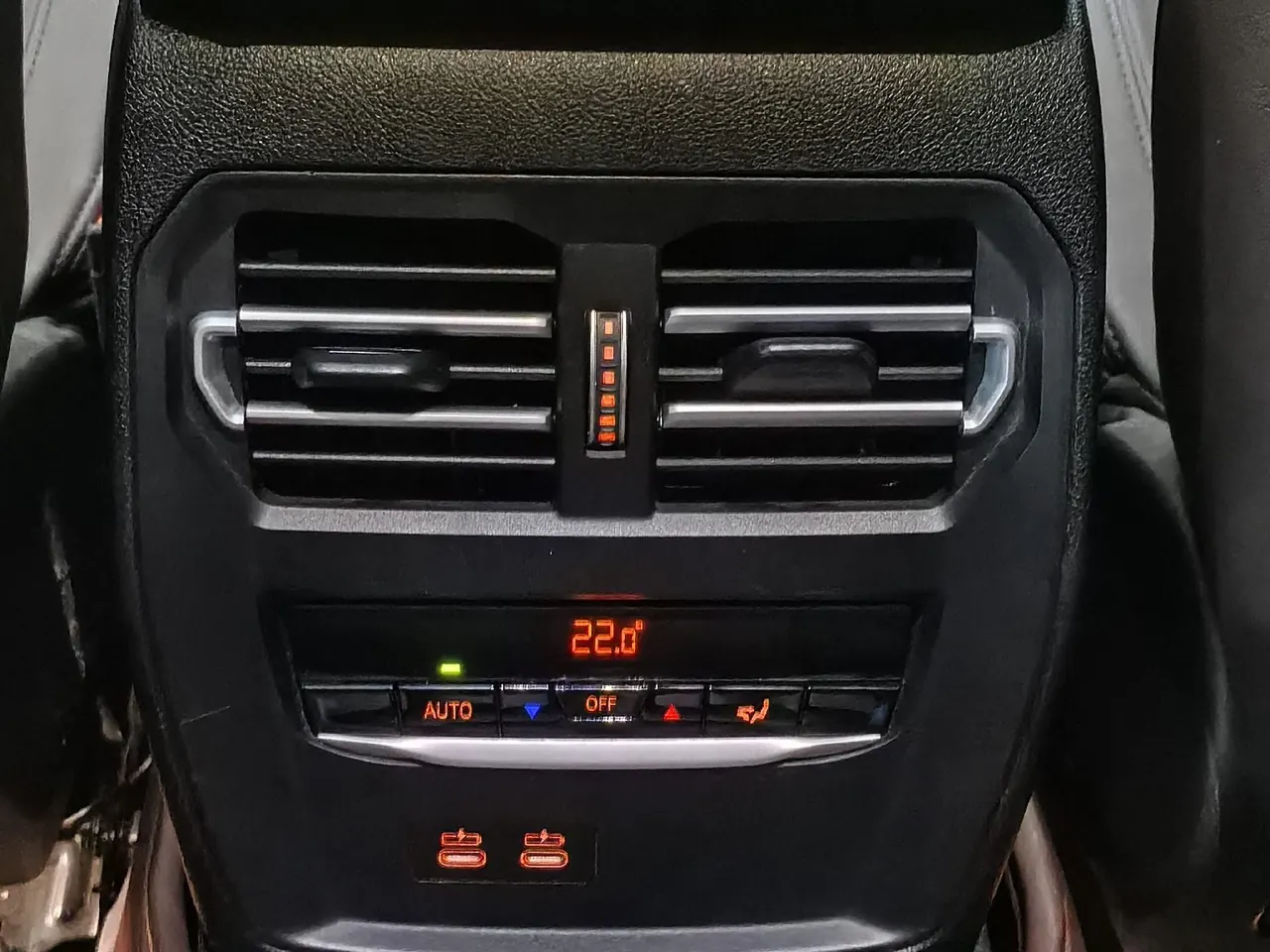 BMW 3 Series 2020 325i 2.0T M Sports Suit Automatic Gear 7