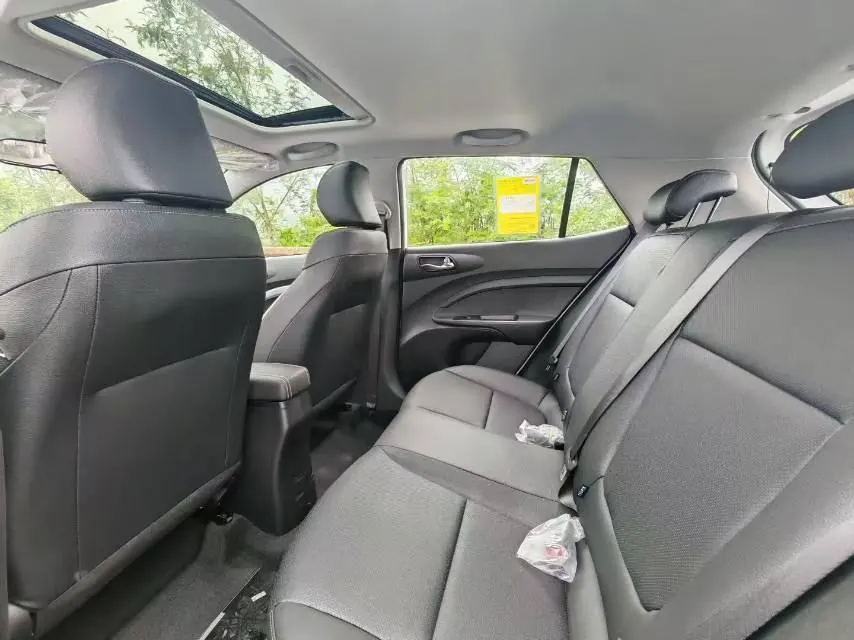 Kia 2026 Yi Run 1.4 Stepless Sunroof Edition Automatic Gear 3