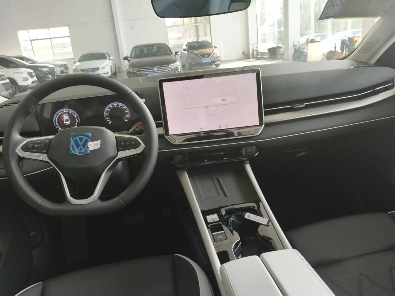 Volkswagen 2026 Sagittarius L 1.5TSI 300TSI Elite Automatic 5