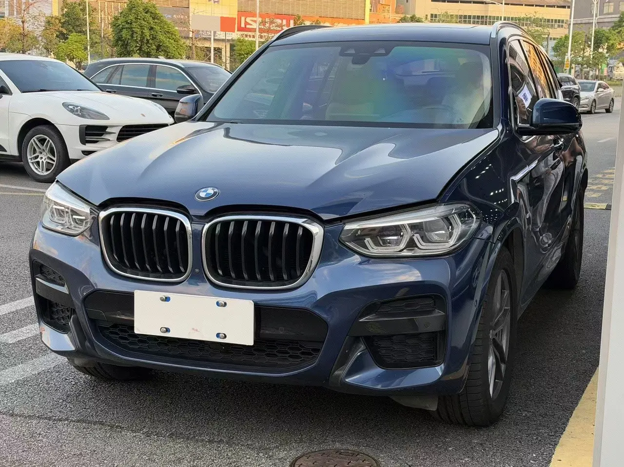 Открыть галерею: BMW 2020 X3 xDrive28i 2.0T M sports suit automatic gear