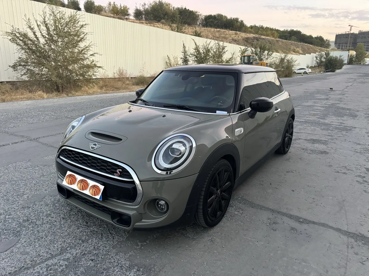 MINI Mini (imported) 2020 Mini Cooper S 2.0T perfect limited edition automatic gear - View 1