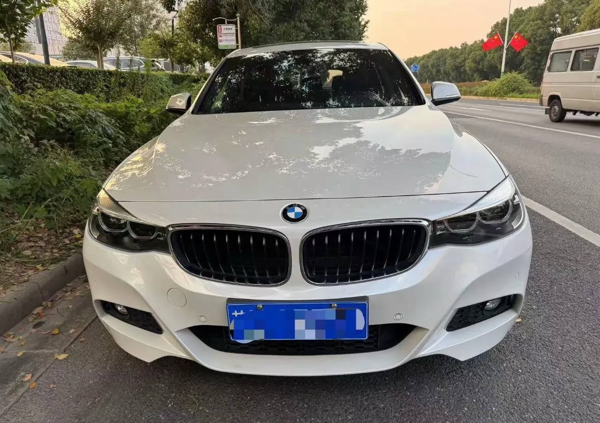 BMW 3 Series GT (Imported) 2020 GT 320i 2.0T M Sports Suit Automatic Gear 5