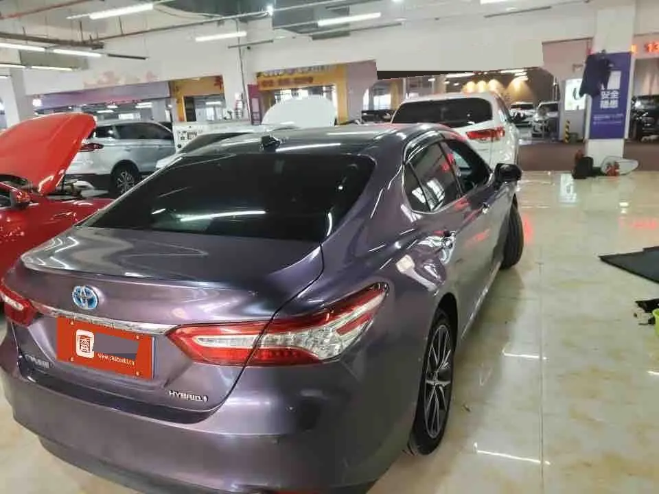 Toyota 2021 Camry Dual Engine 2.5HG Stepless Deluxe Automatic Gear 4