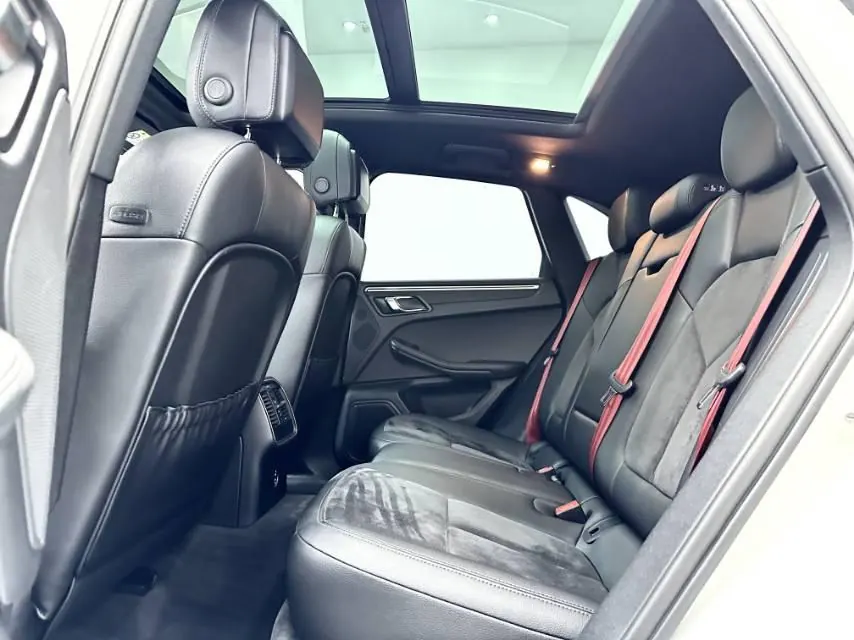 Porsche Macan (Imported) 2020 Macan 2.0T Automatic Gear 6