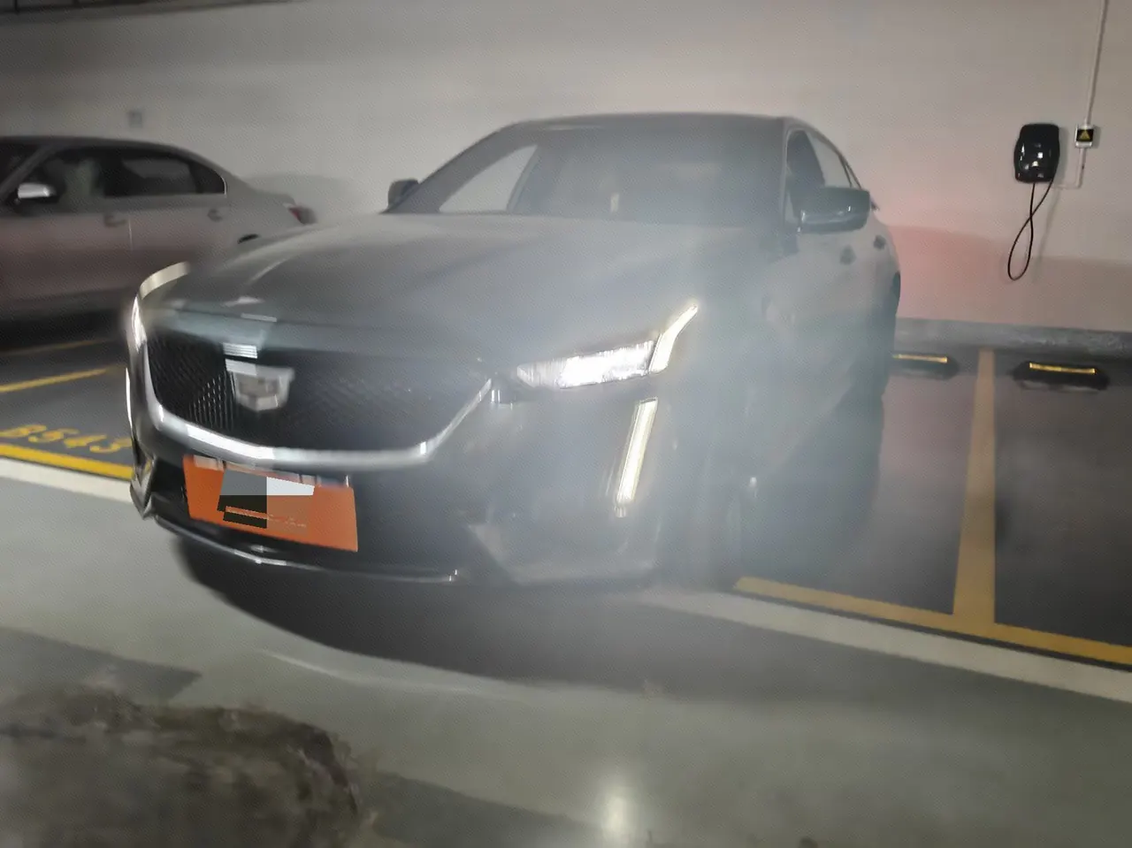 Open image lightbox: Cadillac 2020 CT5 2.0T 28T Platinum Sports Edition Automatic Gear