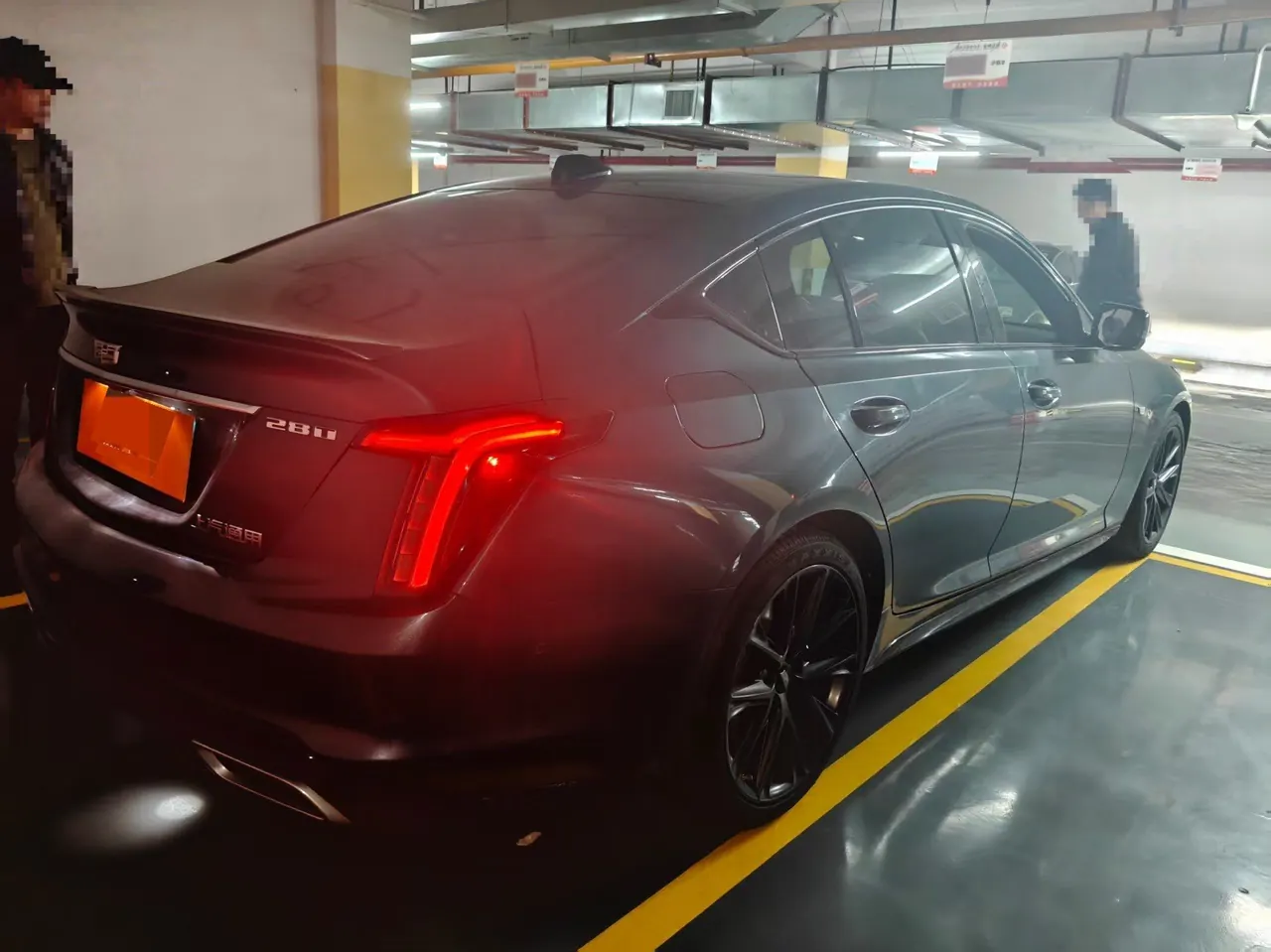 Cadillac 2020 CT5 2.0T 28T Platinum Sports Edition Automatic Gear 2