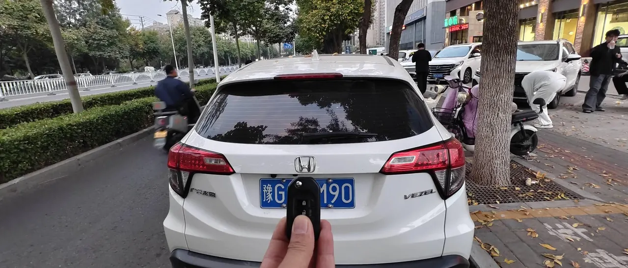 Honda 2020 Binzhi 1.5 stepless luxury automatic transmission 5