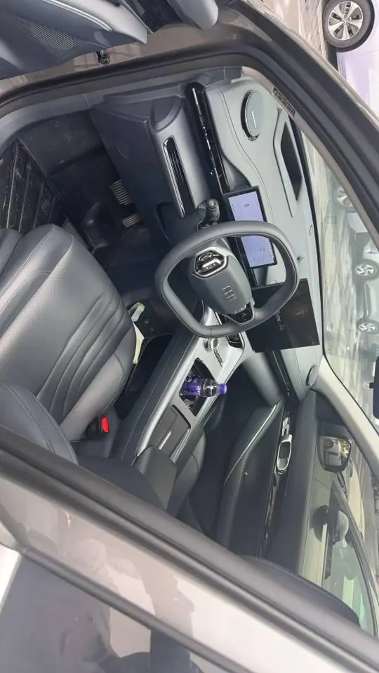 Geely Galaxy 2026 E 5 610km Discovery Edition Automatic Gear 4