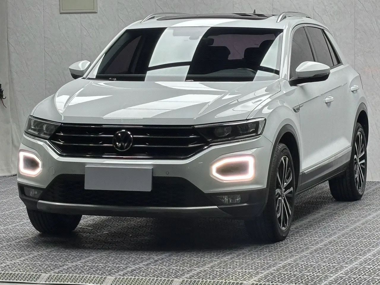 打开图片灯箱:Volkswagen 2021 Tange 1.4TSI 280TSI Four-wheel Drive Deluxe Smart Union Edition (Modified) Automatic Gear