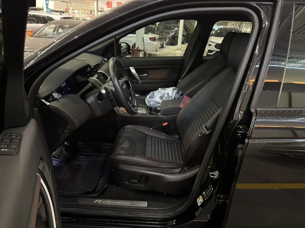 Land Rover 2021 Discovery Sports Edition 48V 2.0T 249PS R-Dynamic SE Performance Technology Edition 5-seat Automatic Gear 4