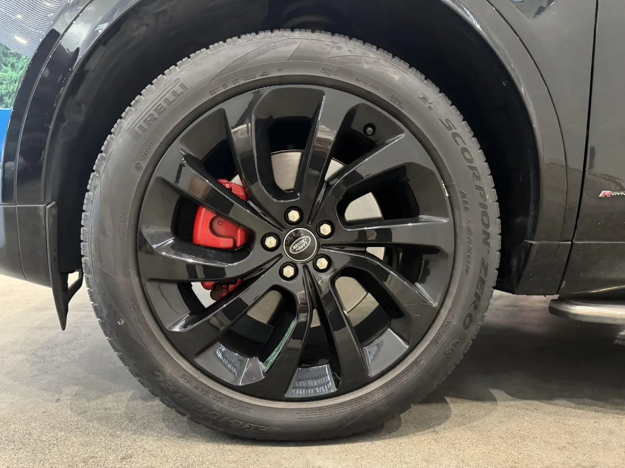 Land Rover 2021 Discovery Sports Edition 48V 2.0T 249PS R-Dynamic SE Performance Technology Edition 5-seat Automatic Gear 8