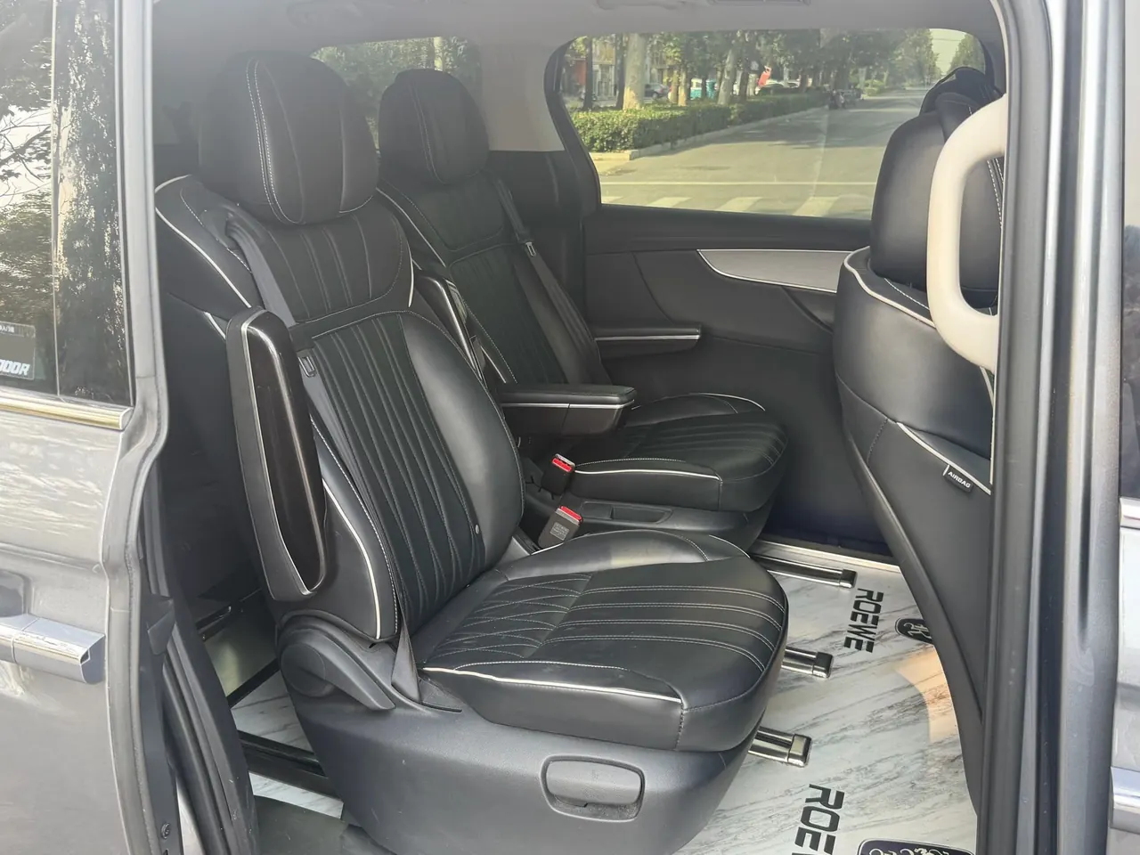 Roewe 2021 iMAX8 2.0TGI 400TGI Ultimate Automatic Gear 8