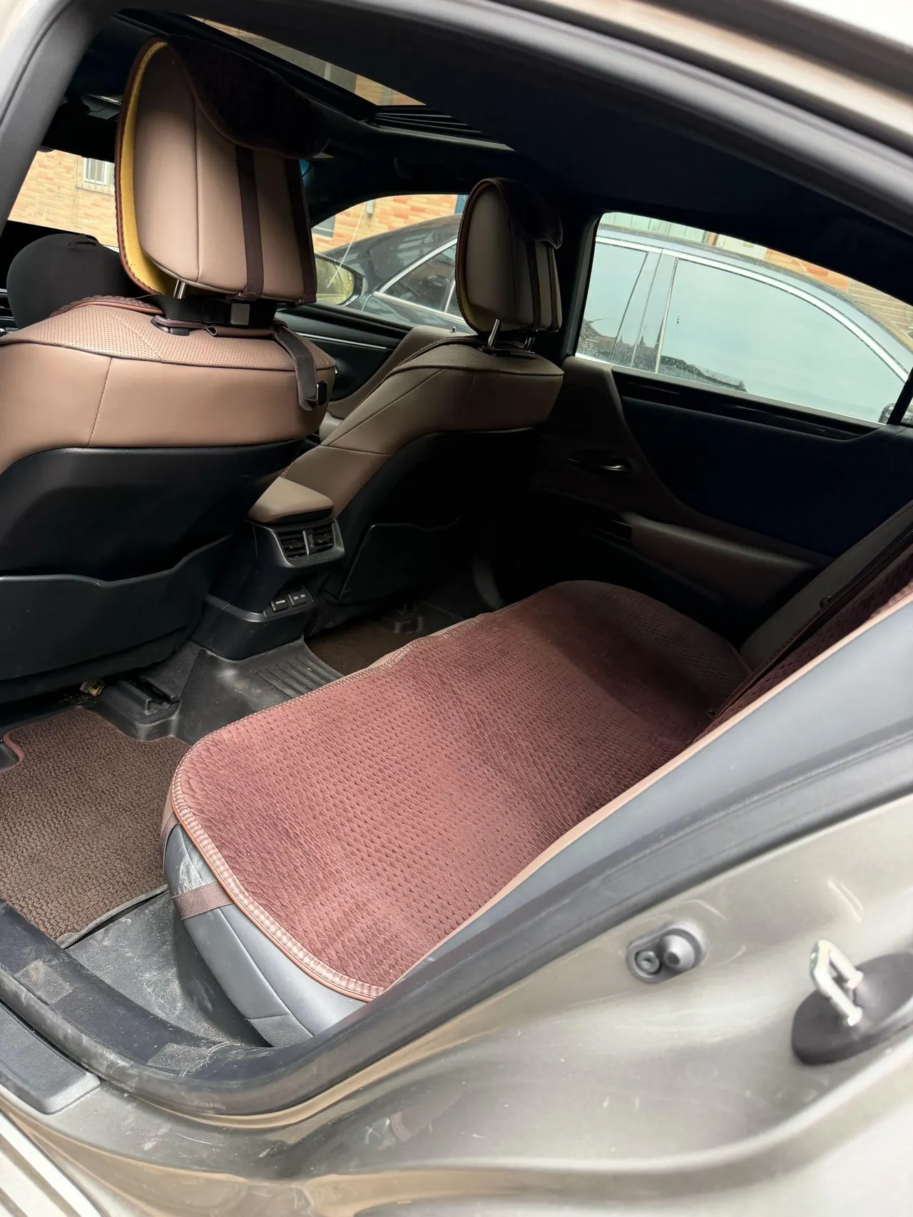 Lexus ES (Imported) 2022 ES300h 2.5 Stepless Excellence Edition Automatic Gear 2