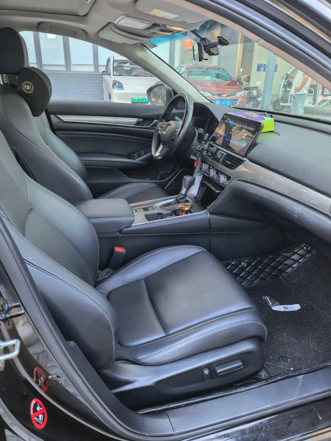 Honda 2022 10th Generation Accord 1.5T Stepless 260TURBO Deluxe Automatic Gear 6