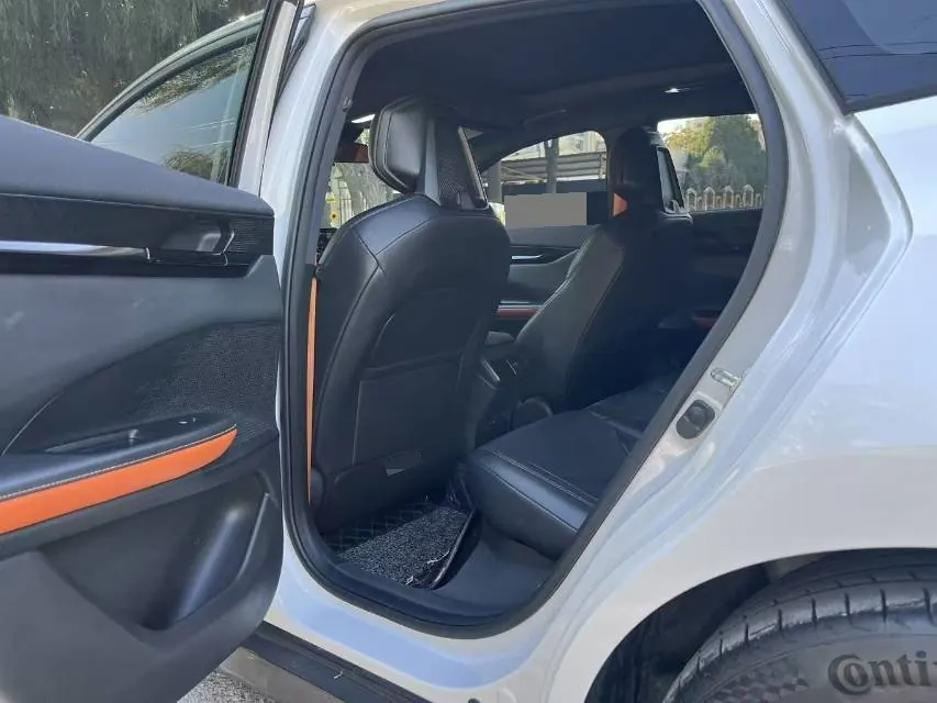 ChangAn 2022 UNI-V 1.5T honorable automatic gear 8