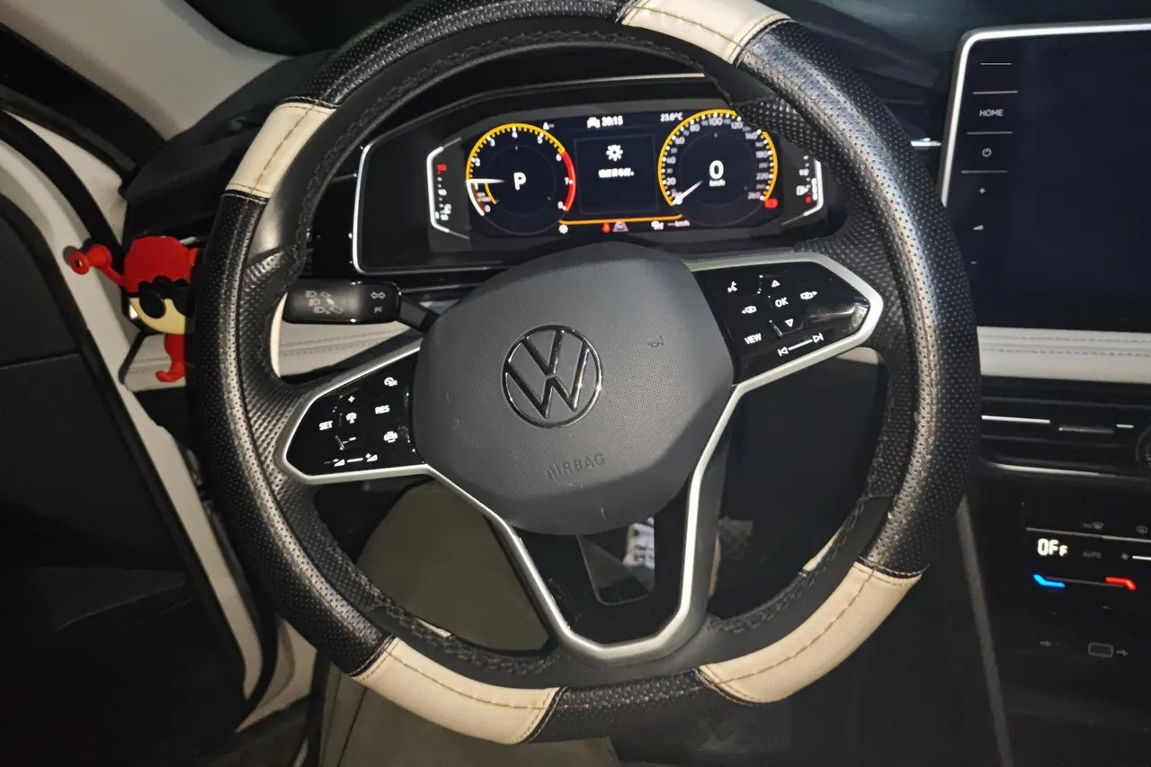 Volkswagen 2022 Tiguan L 2.0TSI 330TSI Two-Drive Smart Edition Automatic Gear 12