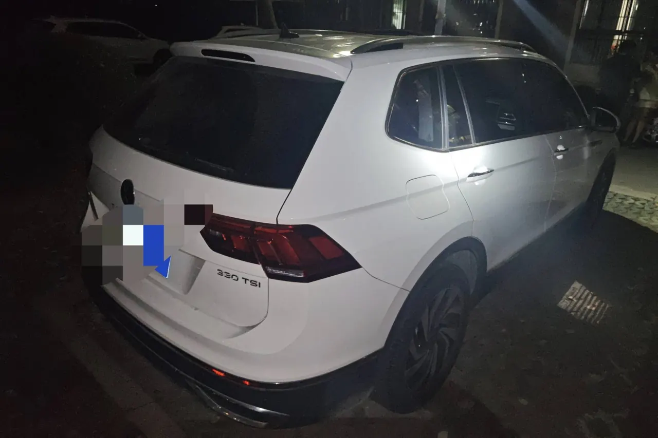 Volkswagen 2022 Tiguan L 2.0TSI 330TSI Two-Drive Smart Edition Automatic Gear 2