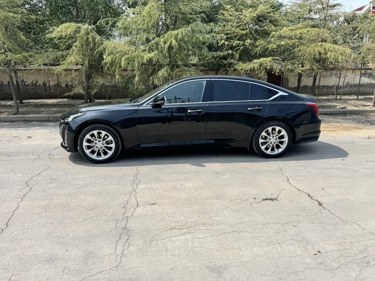 Cadillac 2021 CT5 2.0T 28T luxury automatic gear 3