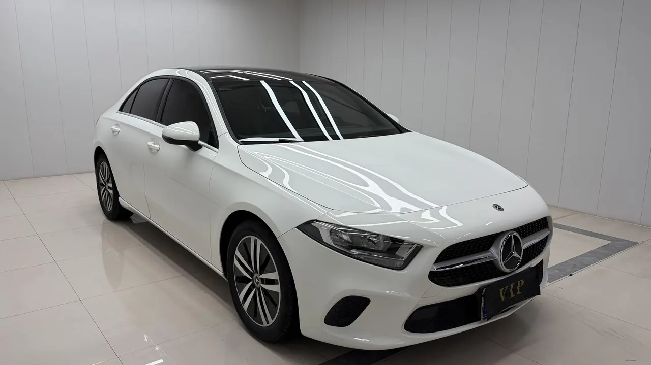 Mercedes Benz Class A 2022 A 180 L 1.3T Sports Automatic 3