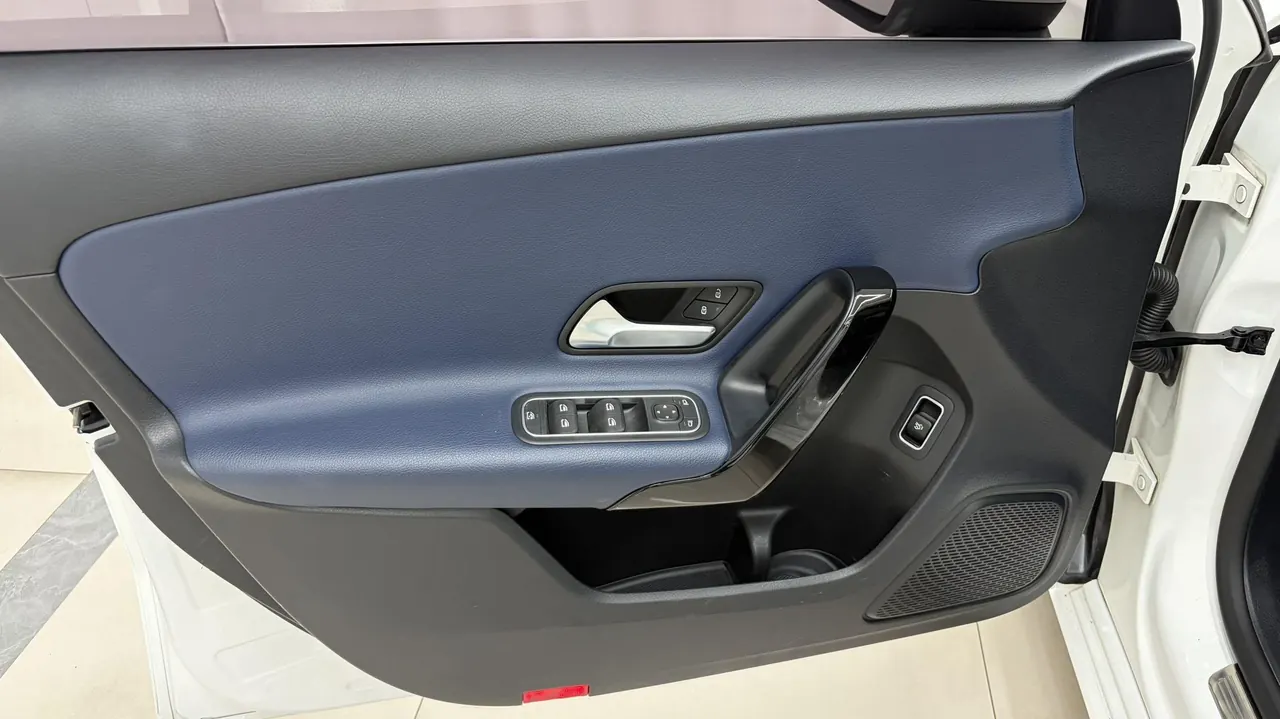 Mercedes Benz Class A 2022 A 180 L 1.3T Sports Automatic 4