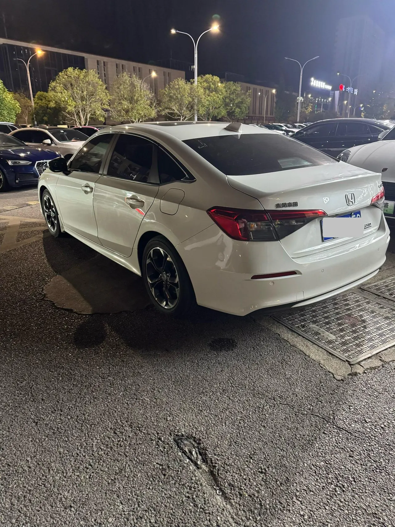 Honda 2022 Civic 1.5T Stepless 240TURBO Automatic Gear 4