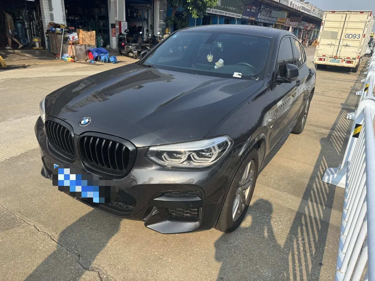 Open image lightbox: BMW X4 (Imported) 2020 X4 xDrive25i 2.0T M Sports Suit Automatic Gear